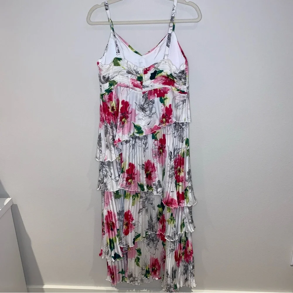 NEW Abercrombie‎ & Fitch Giselle Pleated Tiered Maxi Dress Floral Size Large P